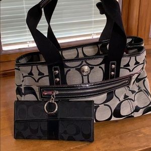 COPY - Coach satchel with matching wallet